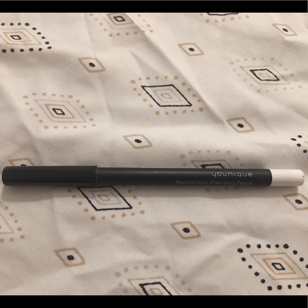 Younique Eyeliner